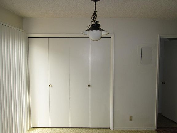 5th image of 1346 Galleon Way APT B