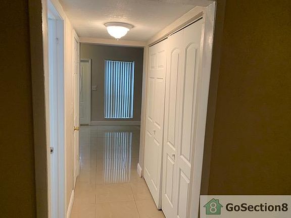 5th image of 1307 Silverado Dr