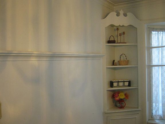 Built in plate rack in formal dining