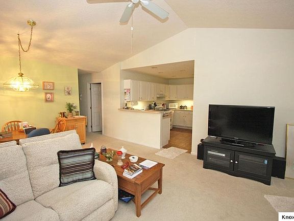 5th image of 6 Highmeadow Dr