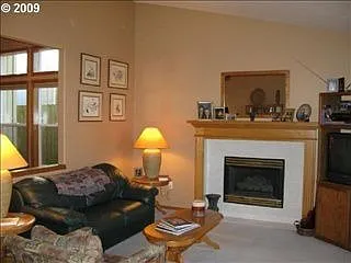 18363 SW 135th Ter photo 1