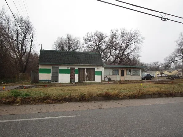 2011 E 17th St N, Wichita, KS 67214