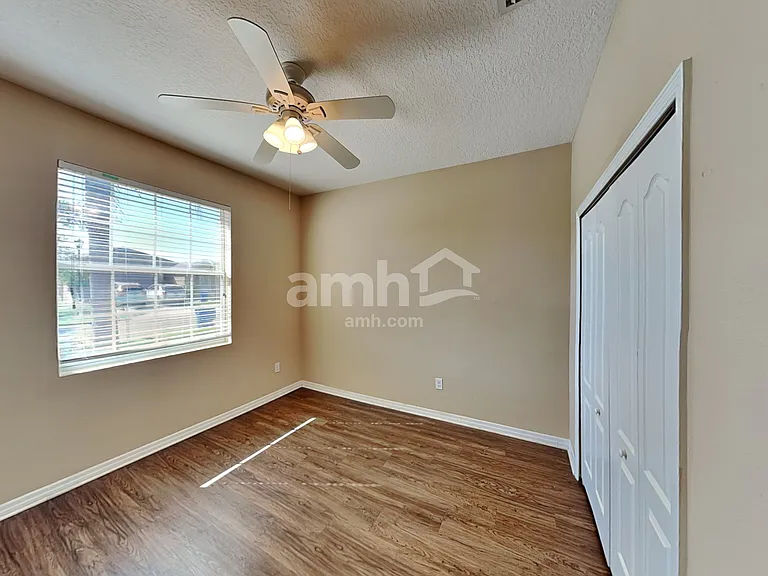 404 Britton Shores Ct — Photo 12