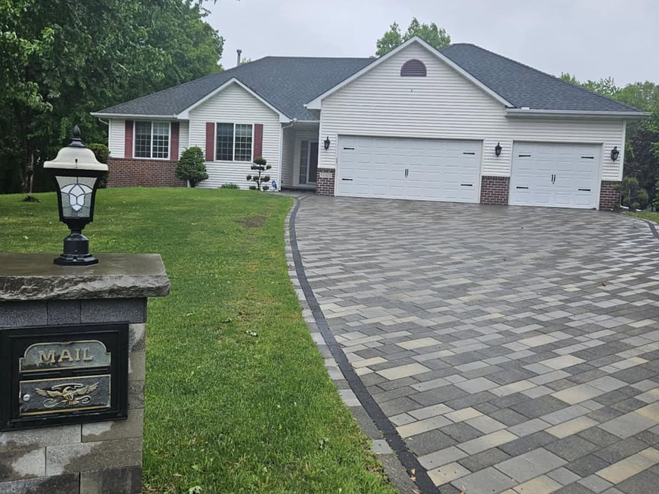 1st image of 12325 Windsor Ct