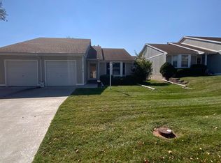 5841 SW 22nd Ter APT 2, Topeka, KS 66614