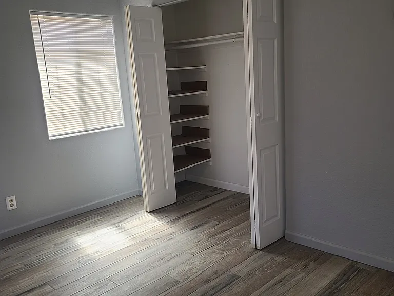1215 E Avenue R2 — Photo 14