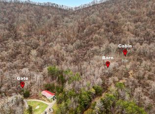 902 Charlie Dalton Ln, Thorn Hill, TN 37881