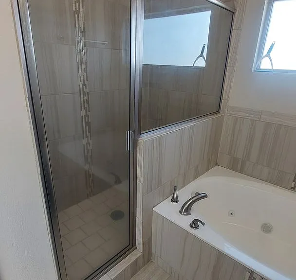 800 Caterick St — Photo 36