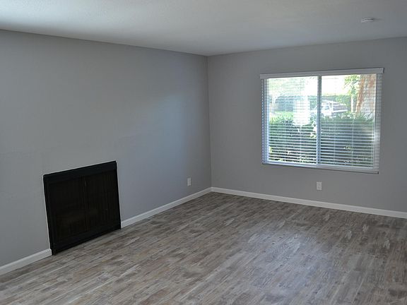5th image of 1173 Stonewall Cir