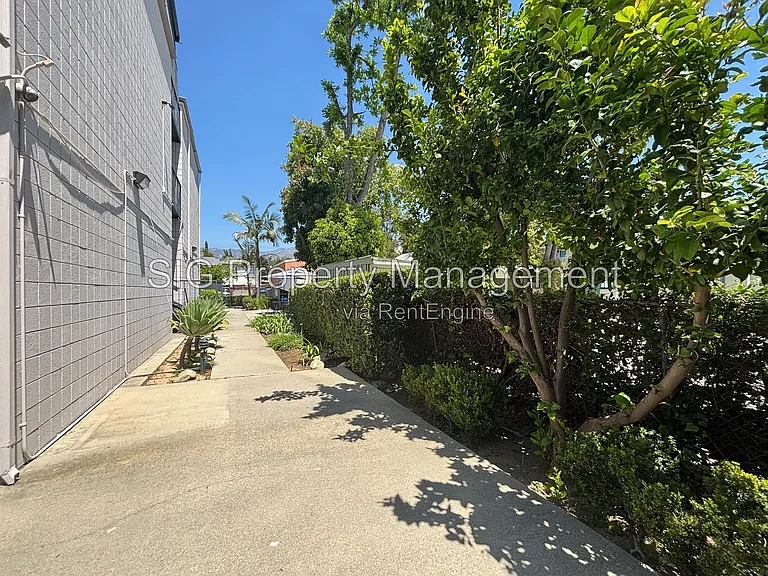 Oakland Summit — Photo 31