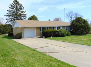 58240 Peach Rd, South Bend, IN 46619