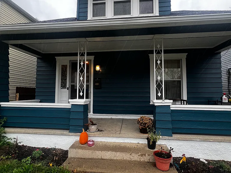 239 Illinois Ave — Photo 2
