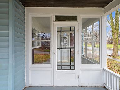 325 S 5th St, Niles, MI 49120 | Zillow