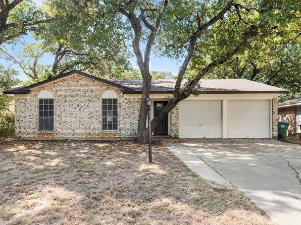 1213 Pin Oak Dr, Denton, TX 76209