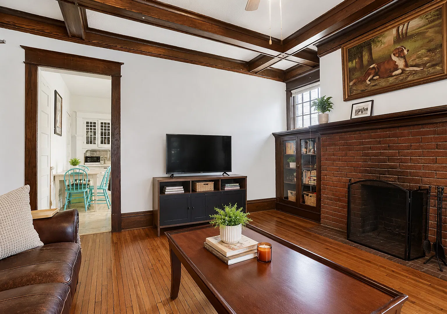 250 Marshall Ave — Photo 4