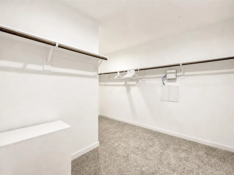 3238 Derry Hill Dr — Photo 27