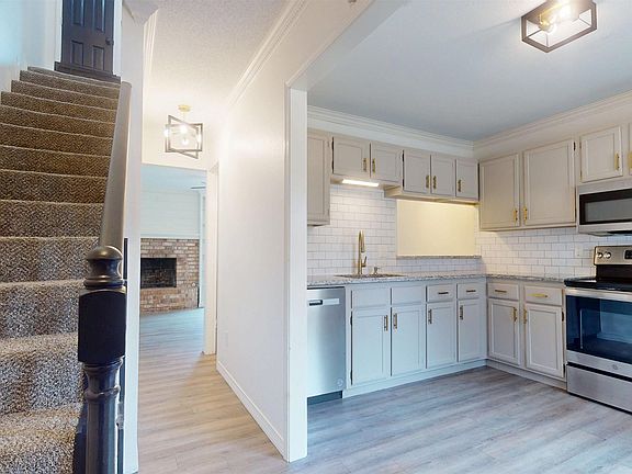 3rd image of 6224 Sandlin Ave