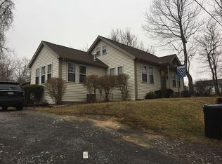 477 Walker St, Ronceverte, WV 24970