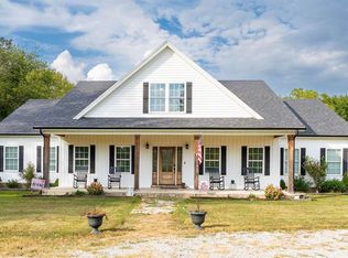 8835 Knottsville Mount Zion Rd., Philpot, KY 42366