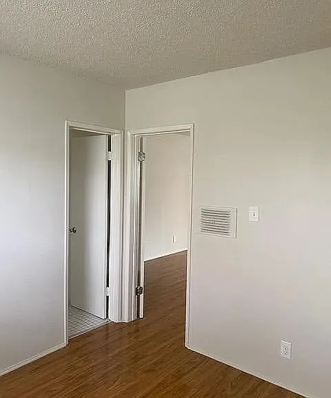 3725 S Bentley Ave #1 — Photo 5