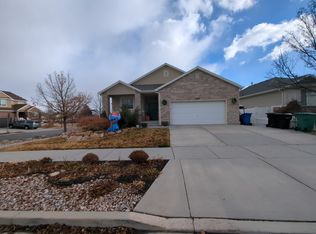 8241 S Imperial Oak Dr, West Jordan, UT 84081