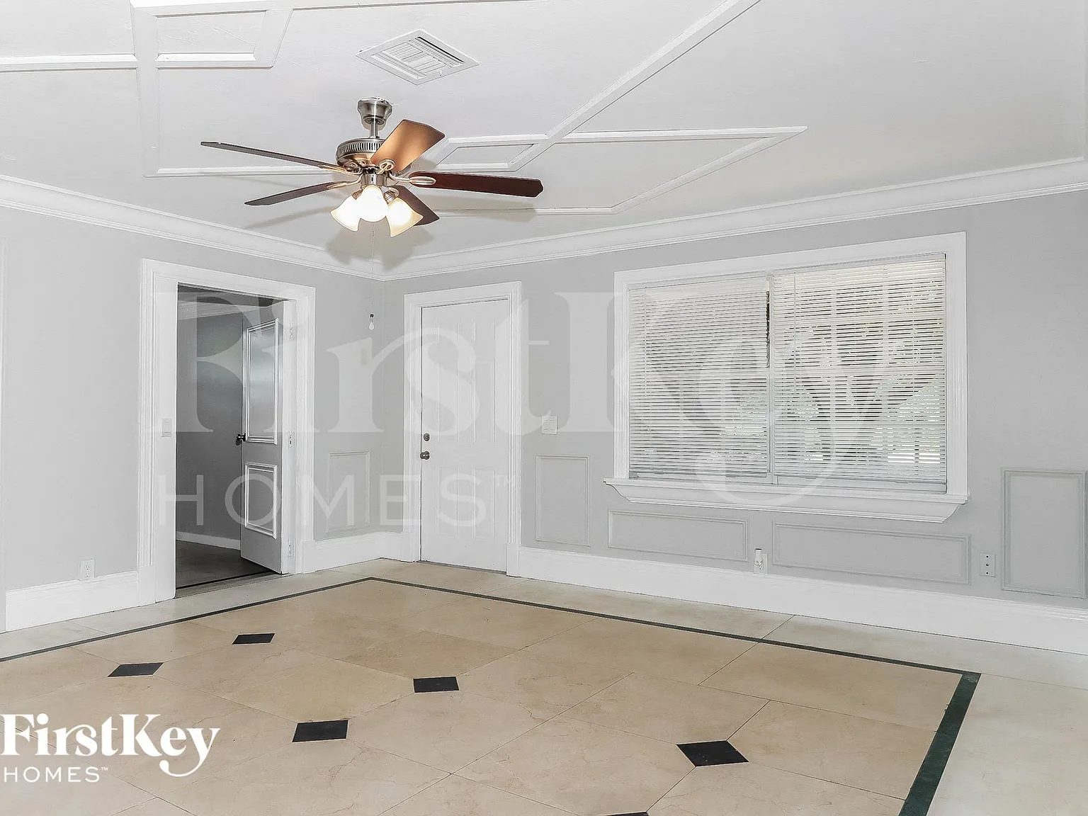 5 bed, 2.0 bath, 1791 sqft, $2,435 — Photo 4