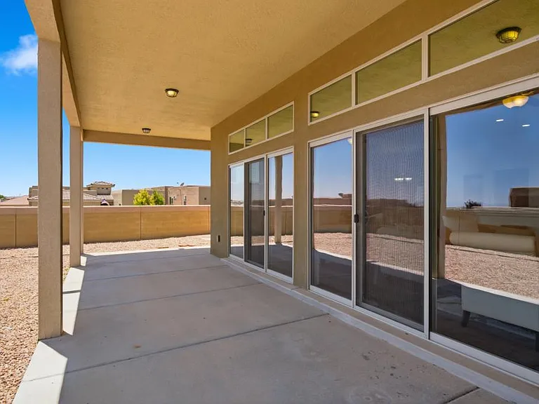 6102 Pecos Trail Dr NE — Photo 16