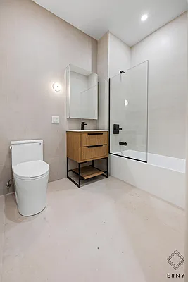 Bathroom, photo 3
