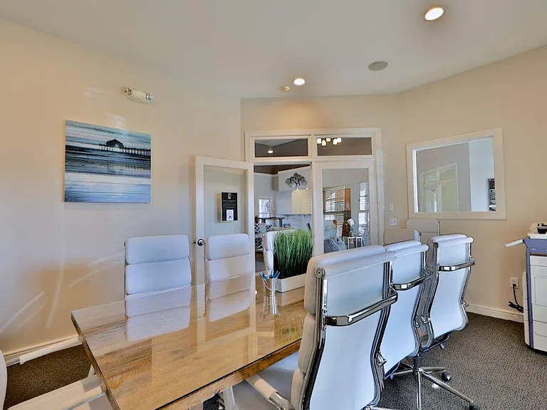 Seneca Bay Apartment Homes — Photo 15