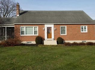 304 School Rd, Denver, PA 17517