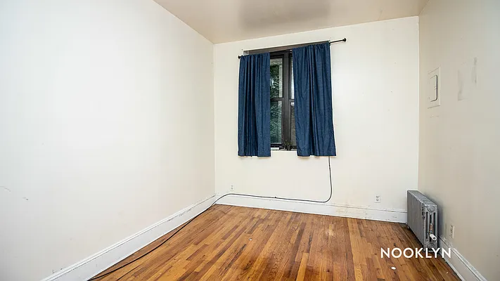 Rented by Nooklyn NYC LLC | media 4