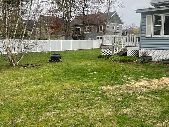 4th image of 17 Iroquois Avenue