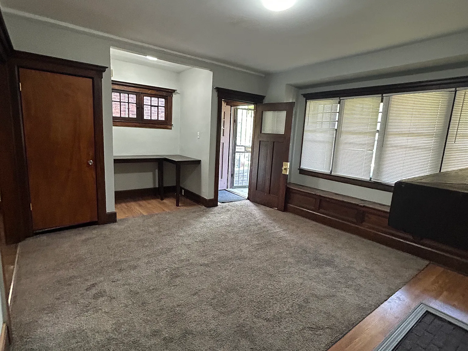 1508 Montclair St — Photo 2