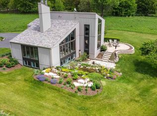 9293 Easton View Ct, Rockford, IL 61107