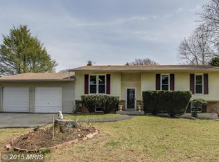 25113 Hickory Ridge Ln, Gaithersburg, MD 20882