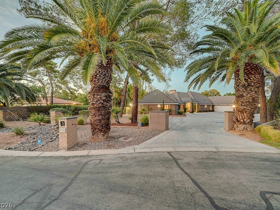1st image of 7258 Loma Alta Cir
