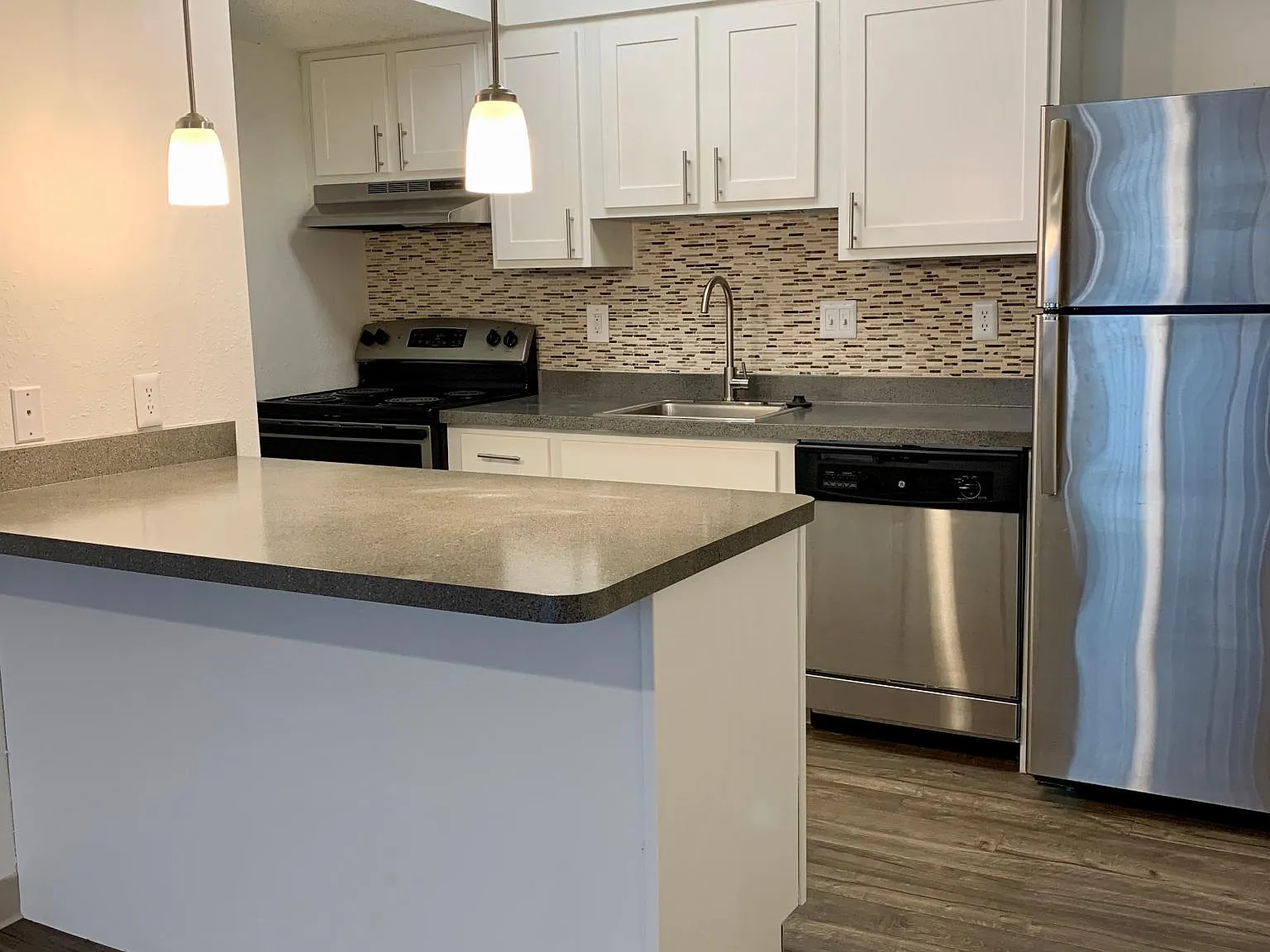 Seven65 Lofts — Photo 1