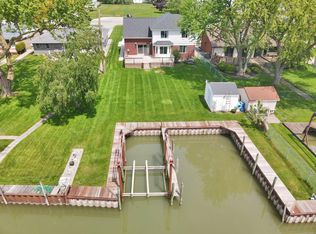 48484 Jefferson Ave, Chesterfield, MI 48047