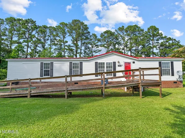 1756 Boyd Loop Road, Pinetown, NC 27865