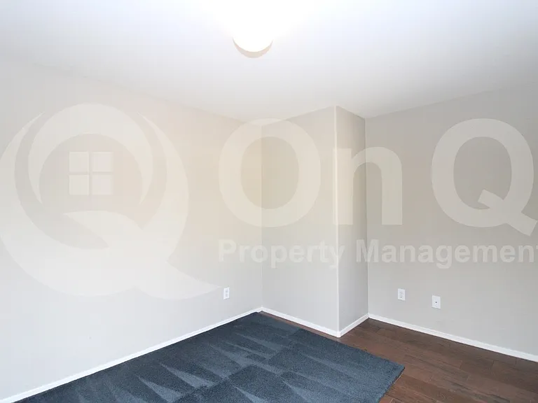 18622 W Vogel Ave — Photo 16