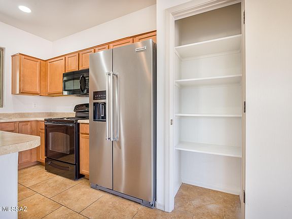 4th image of 869 E Pecan Shaker Ln