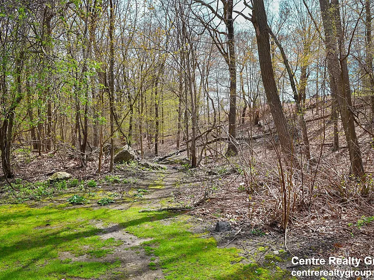 14 Bryon Rd #6 — Photo 16