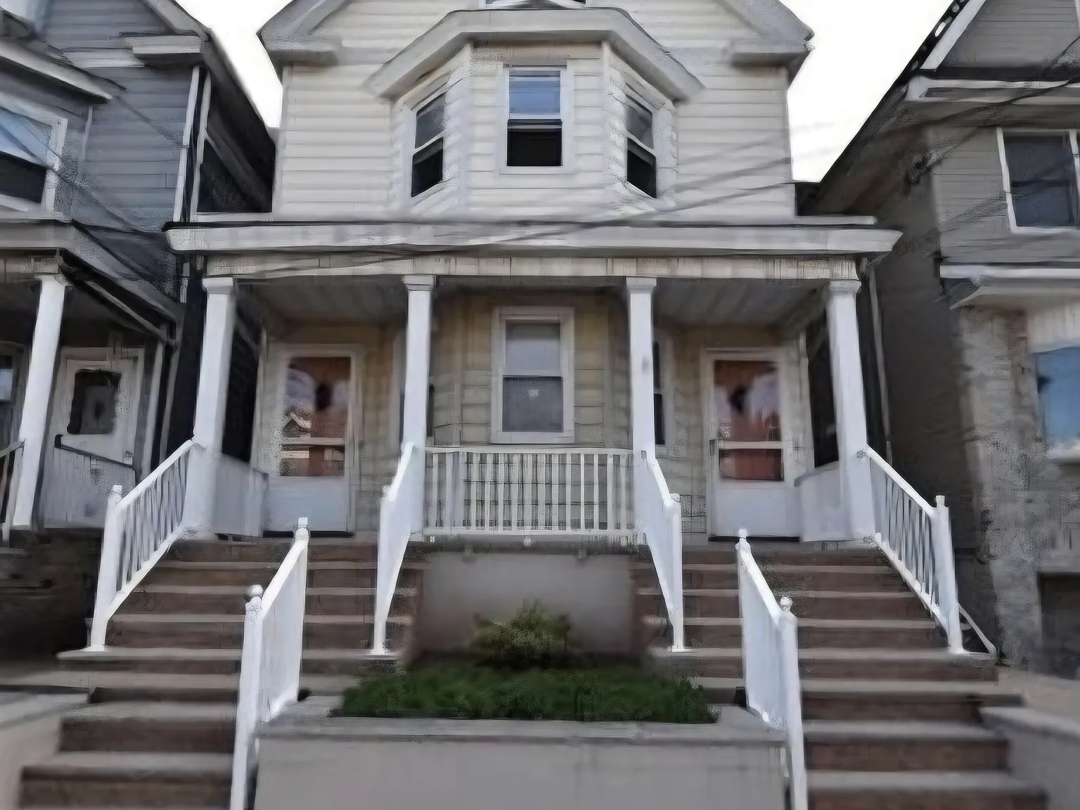 3 bed, 3426 sqft, $2,100 — Photo 1