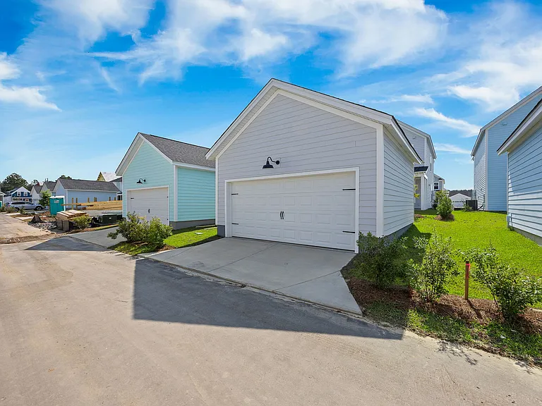 712 Rumbling Leaf Ln — Photo 37