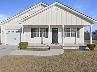 302 Reid Ct N, Jacksonville, NC 28540
