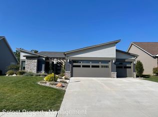 11129 Parkers Bay Dr, Fort Wayne, IN 46845