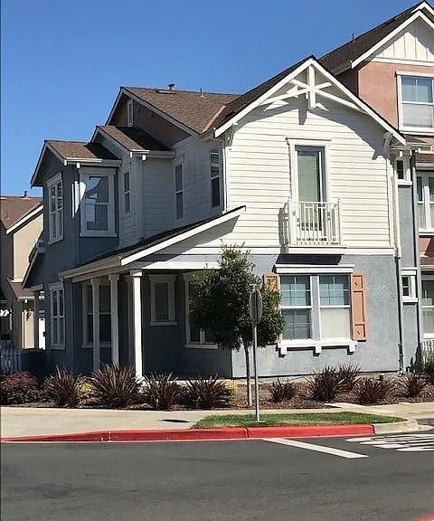 2195 Unbridled Ct — Photo 27