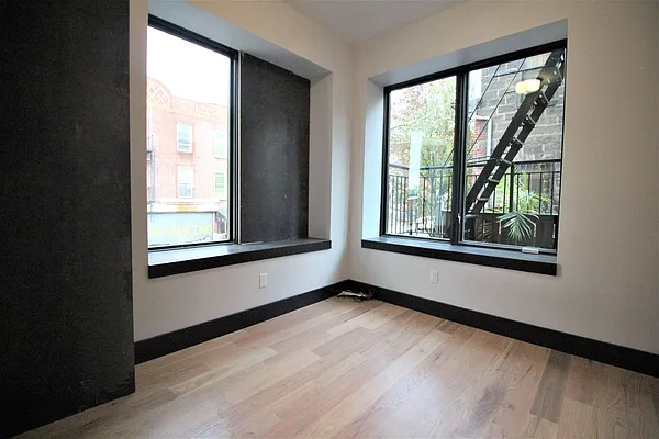 Rented by Hagstrom Management Inc | media 60