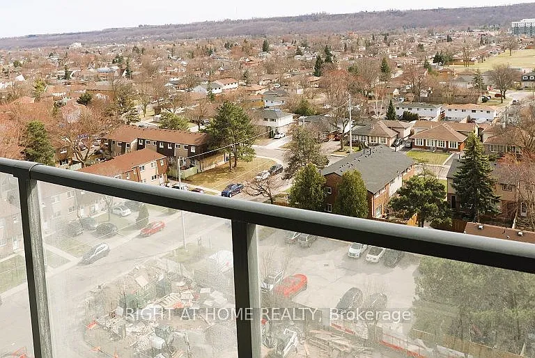 2782 Barton St N #903 — Photo 12