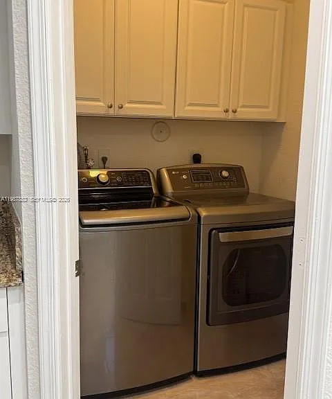 513 Live Oak Ln — Photo 9